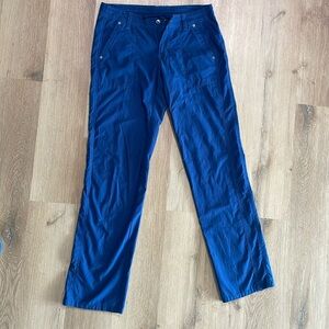 Women’s Kuhl legendary pants size 6